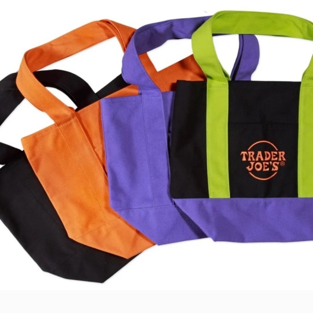 Trader Joe’s “Trick-or-Treat” Canvas Mini Tote Bag
Set of 4 Brand New Presale - Picture 2 of 2